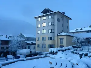 Bijou Hotel