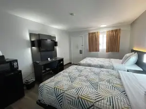 Motel 6 Artesia, NM
