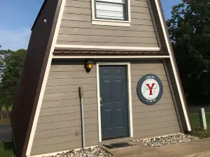 Cabin 1- Overlooks Yarborough Landing and Millwood Lake