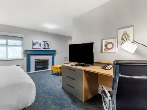 Clarion Hotel & Conference Centre