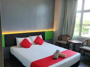Lucky Hotel