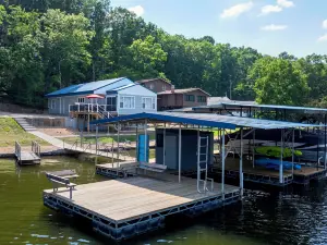 The Lake Shack Waterfront Life