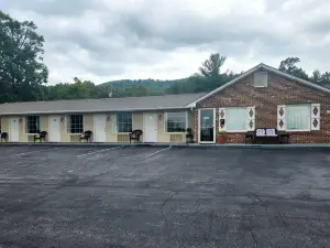 Fox Mountain Inn
