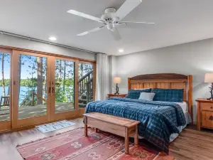 Lakefront home w/ deck, grill, fireplace, firepit, AC, & WiFi