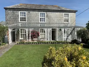 The Padstow Cottage with Breakfast at Rick Stein's Seafood Restaurant