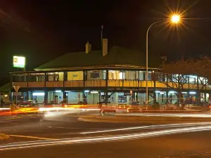 Metropolitan Hotel