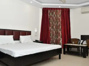 Hotel Raman's