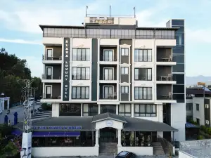 Elada Luxury Otel