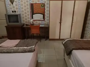 Hotel O Wisma Hamalau SyariahNearPulau Bromo Pedestrian Bridge