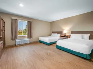 Echo Suites Extended Stay by Wyndham Naples