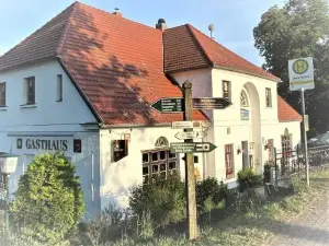 Schlosshotel Gross Koethel