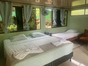 Motmot, Triple Confort Room with Air Conditioning and Sea View