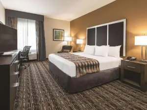 La Quinta Inn & Suites by Wyndham Gonzales TX