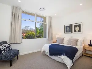 Camellia - Pet Friendly - 3 Min Walk to Centre of Berry