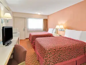 Days Inn by Wyndham Overland Park/Metcalf/Convention Center