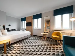 華沙塔爾戈瓦鬱金香公寓