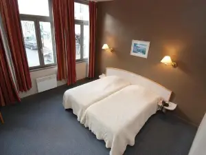 Hôtel les Frangins