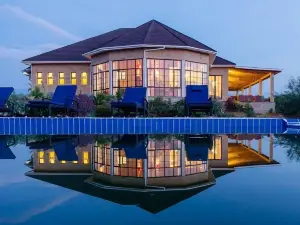 Elephant Plains Lodge