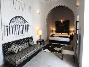 Riad7