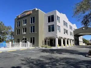 Comfort Suites Clearwater - Dunedin