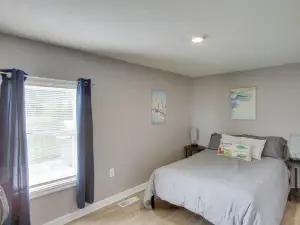 Albany Family Lake Getaway Near State Parks!