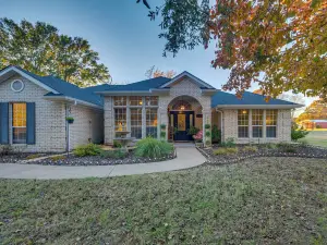 'The Crown Goose' - Bullard Home w/ Pool & Spa!