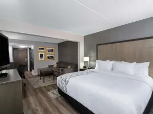 ลากินตา อินน์แอนด์สวีทส์ บายวินด์แฮม ราเลห์ ดาวน์ทาวน์ นอร์ธ