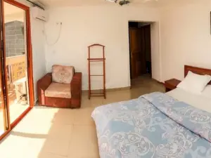Captivating 3-Bed Apartment in Kribi