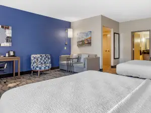 Best Western Plus Castlerock Inn  Suites
