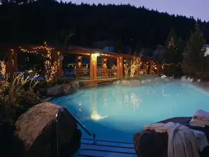 Mountain View Spa Retreat