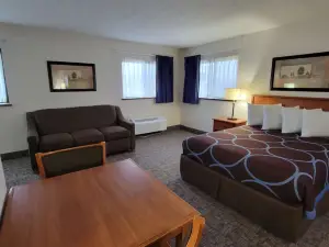 格蘭德艾蘭貝斯特韋斯特SureStay Plus酒店