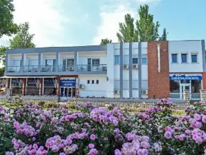 Elmeny Balaton Hotel