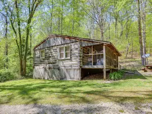 Historic Log Cabin w/ Porch Near Patoka Lake!