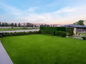Clarion Hotel Dehradun