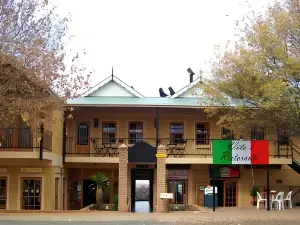 Red Mountain House