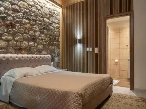 Liontos Rooms