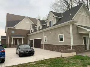 Saint Clair River  Two Bedroom apt private entrance New Construction