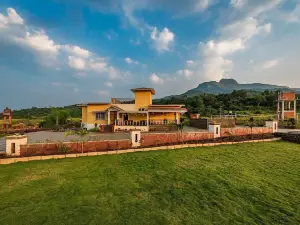 CosmicStays Rajgad Vista - Stay & Play