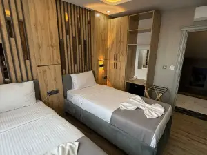 World Say Hotel
