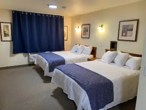Red Rock Lodge