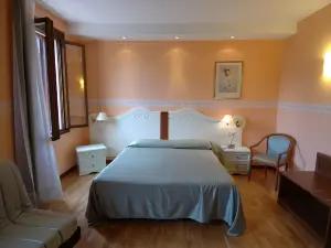 Albergo Ristorante Flora