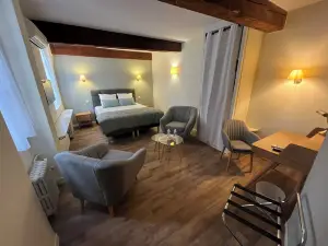 Le Clos d'Orange, Hotel & Ville de Provence