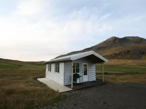 Urdartindur Guesthouse and Cottages