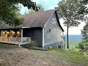 Mountain View Family Cabin