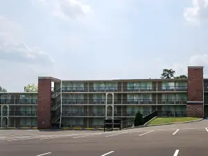 นิวโฮป อินน์แอนด์สวีทส์