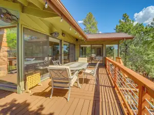 Hot Tub, Fire Pit & Deck: Chic Arizona Retreat
