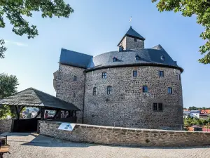 โรงแรมเบิร์ก ฟัลเคนเบิร์ก