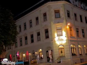 Traditionsgasthaus Goldener Löwe Riesa Restaurant & Pension