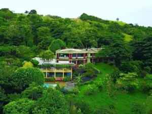 Lake Arenal Brewery & Hotel