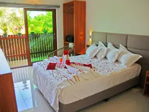 Palmrest Kaashidhoo Maldives
